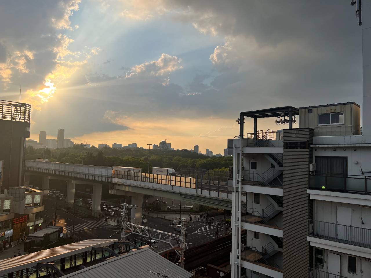 夕刻の森ノ宮　大阪東成区